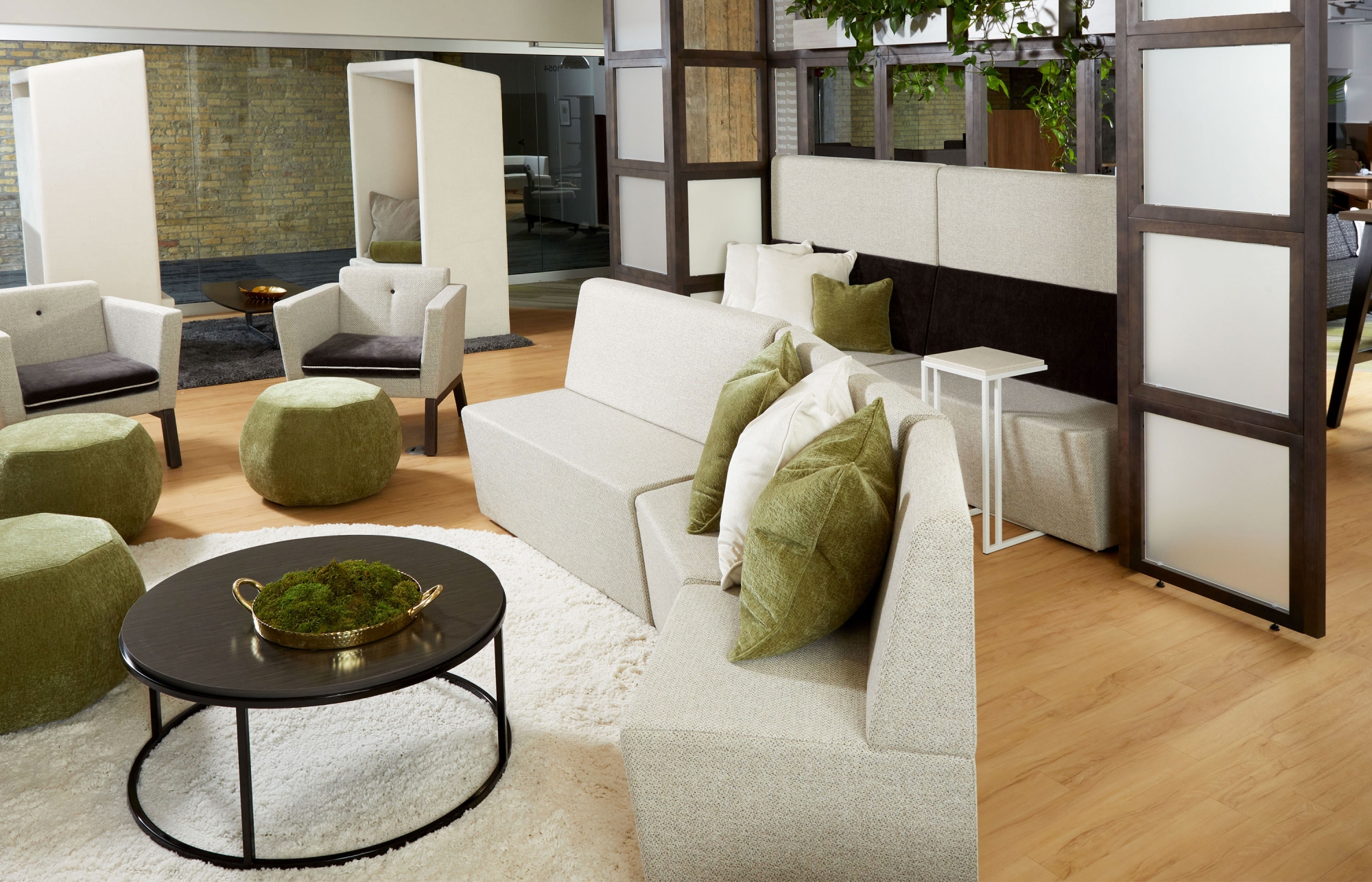 Indiana Furniture Chicago 2021 Fifteen Runna Jot MMI SquareOne Cush