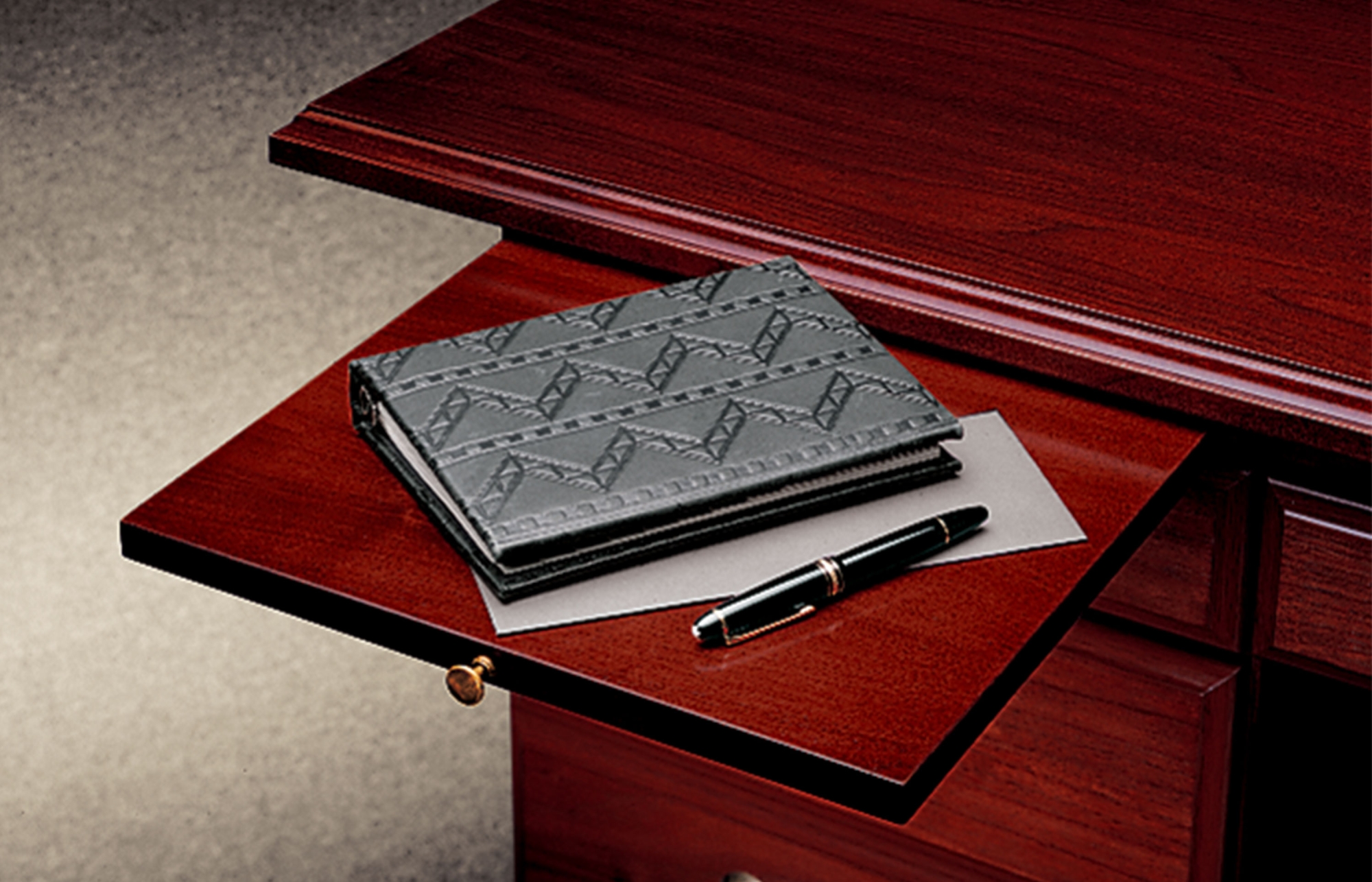 Indiana Furniture Arlington WritingShelves Detail