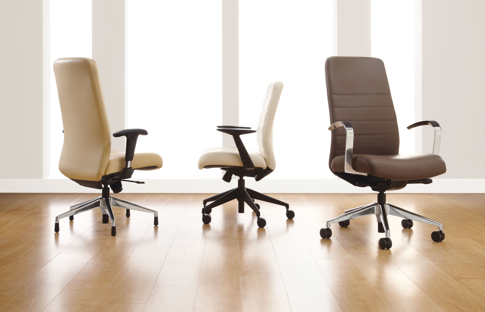 Indiana Furniture Clutch 3Chairs