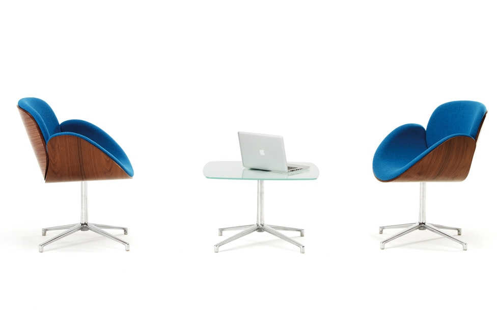 Indiana Furniture EdgeDesign Spirit SingleBlueWoodSeatGroup