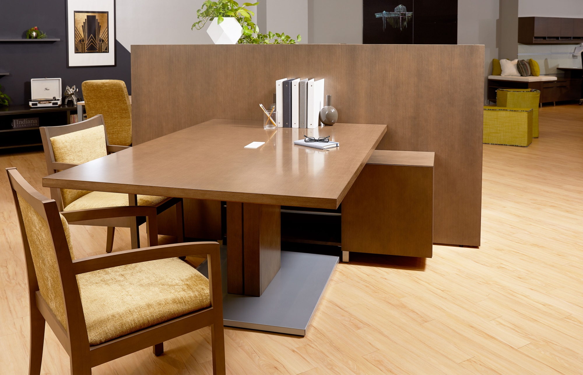 Indiana Furniture NeoCon 2019 Canvas-Gesso One10 Delphi GalleryScreens