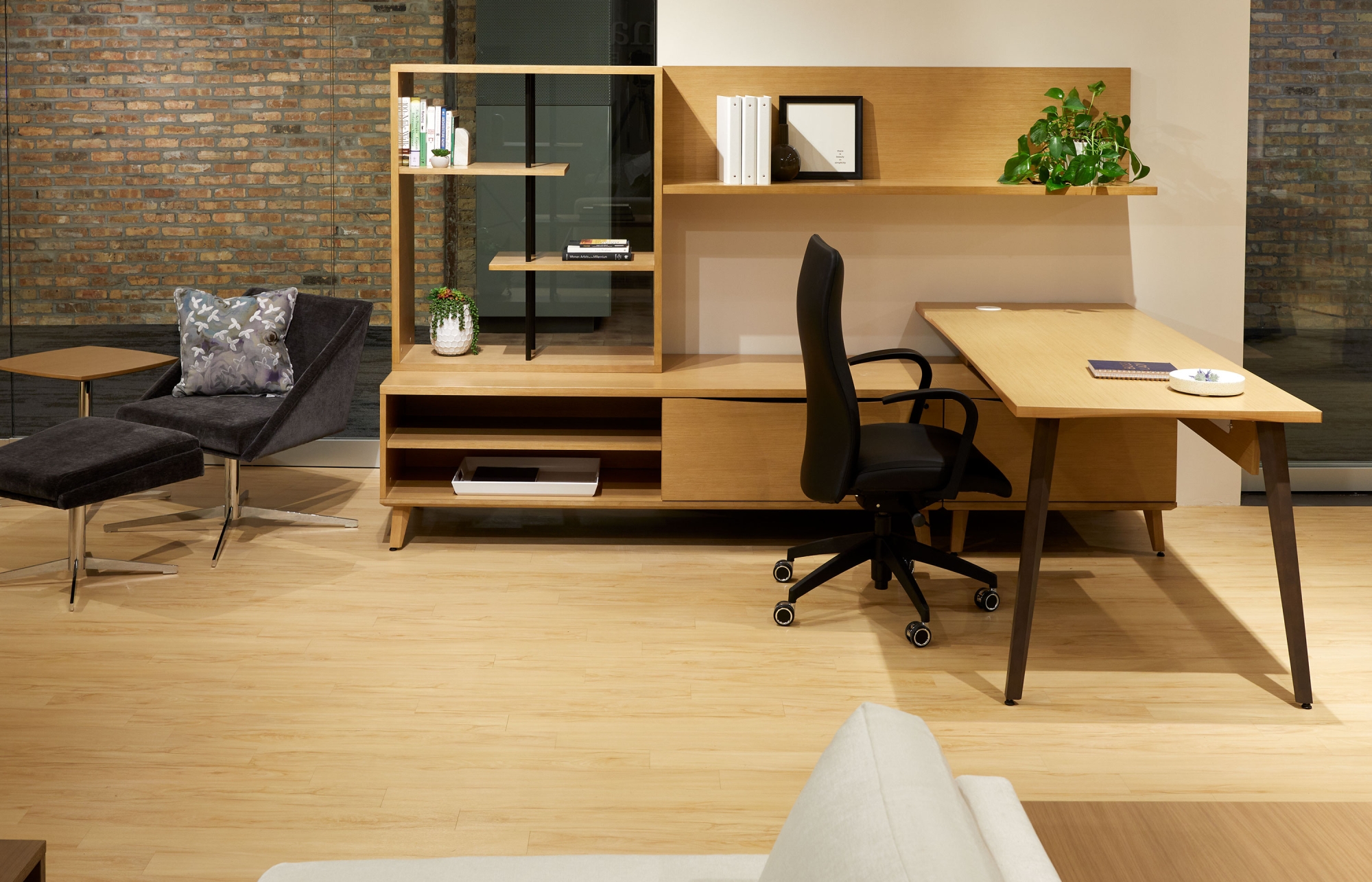 Indiana Furniture Chicago 2022 Iconic Rockstar Bailey Cush