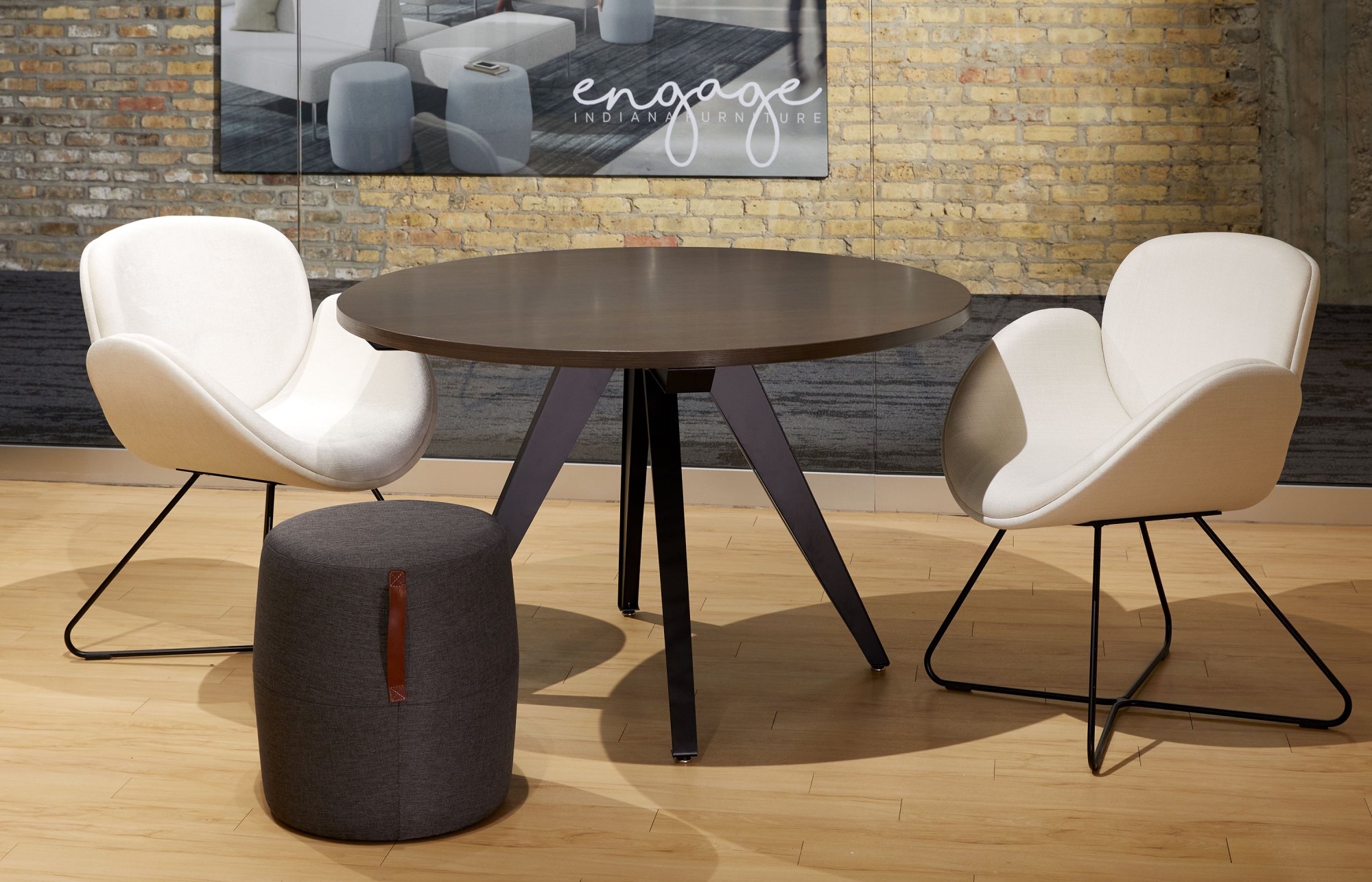 Indiana Furniture Chicago 2022 Spirit Gesso Strut KickStart